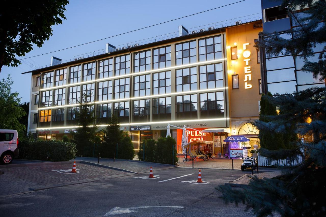 Misteriya Hotel Kharkiv Eksteriør bilde
