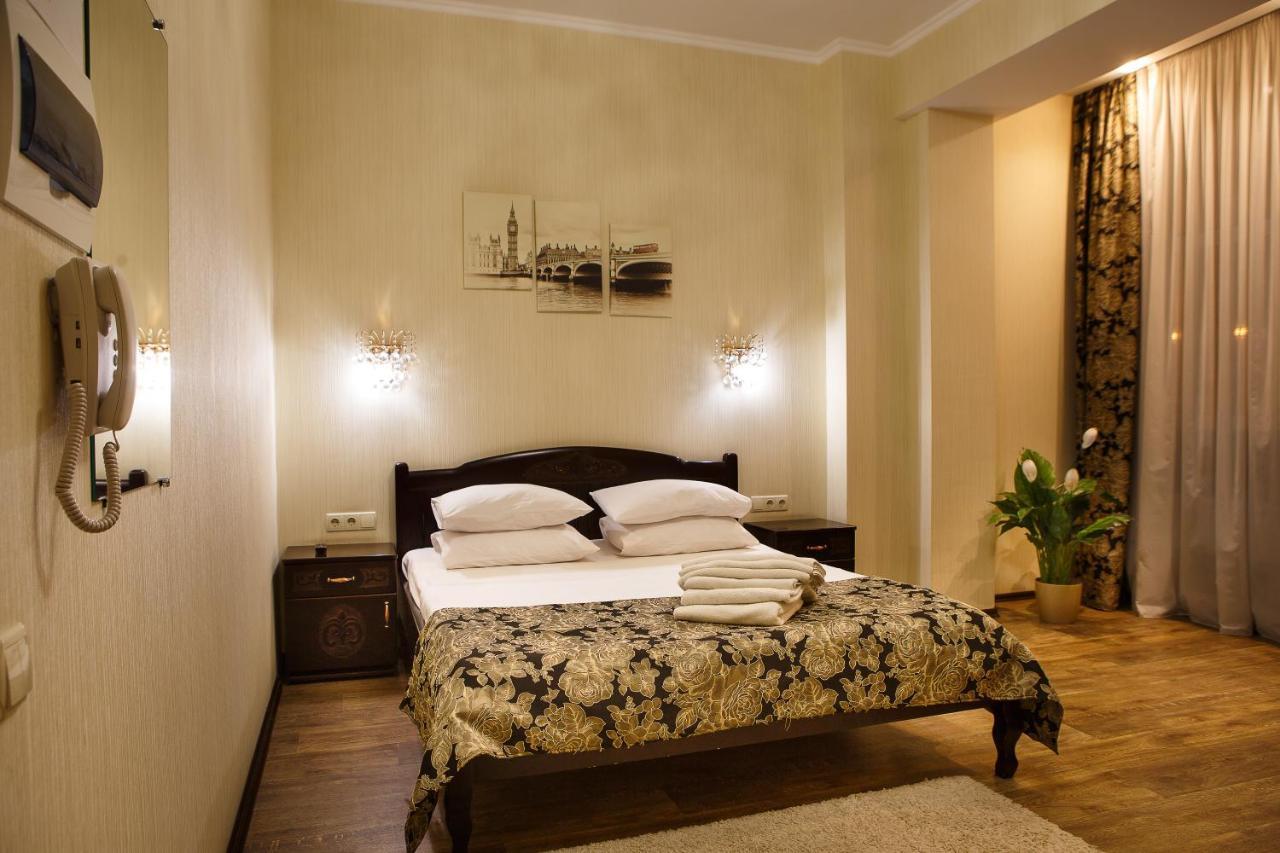 Misteriya Hotel Kharkiv Eksteriør bilde