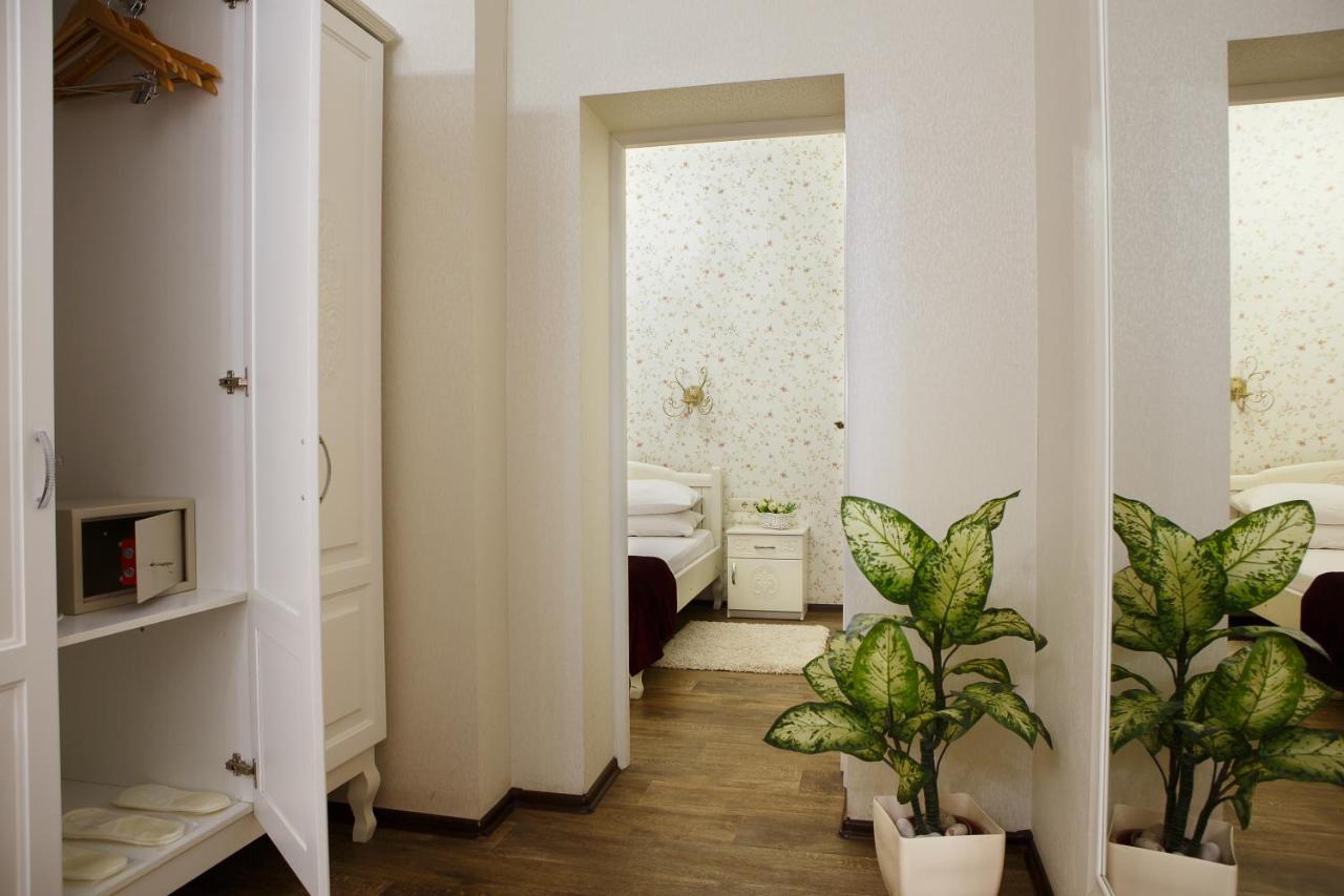 Misteriya Hotel Kharkiv Eksteriør bilde