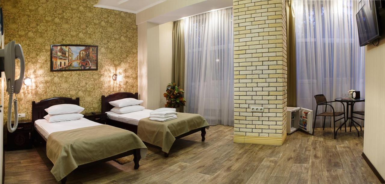 Misteriya Hotel Kharkiv Eksteriør bilde