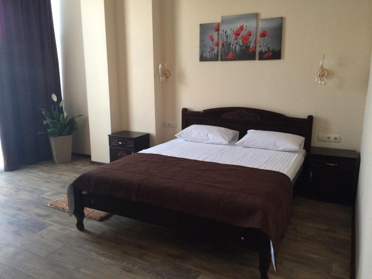 Misteriya Hotel Kharkiv Eksteriør bilde